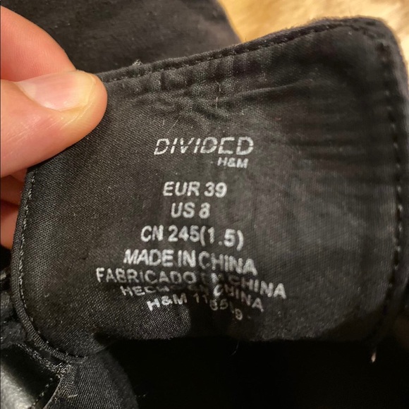 H&M divided ankle boot - Picture 3 of 3